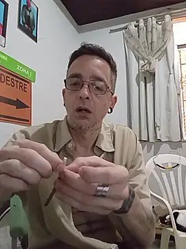 dinho carioca online show from January 8, 1:35 pm