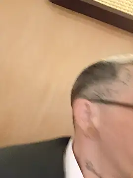 dinho carioca online show from February 16, 12:40 am