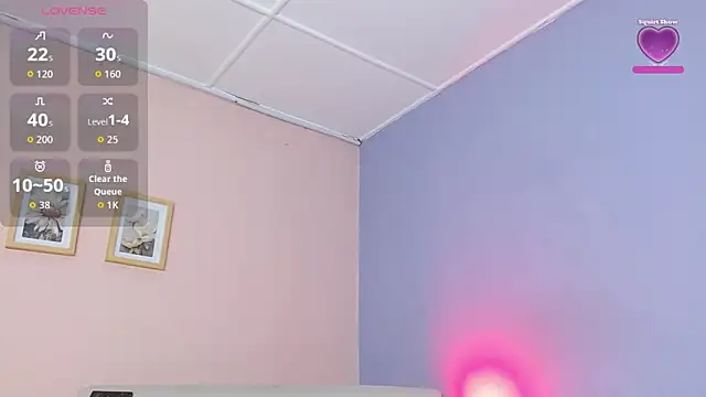 Snapshot of lourdes_moon22 chatting on October 6, 1:41 pm lourdes moon22 online show from October 6, 1:41 pm