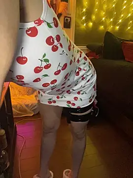 Snapshot of d3luluxx chatting on November 15, 7:16 am d3luluxx online show from November 15, 7:16 am