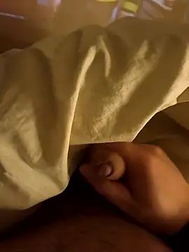 Snapshot of Normalludo0202 chatting on January 14, 7:58 am Normalludo0202 online show from January 14, 7:58 am