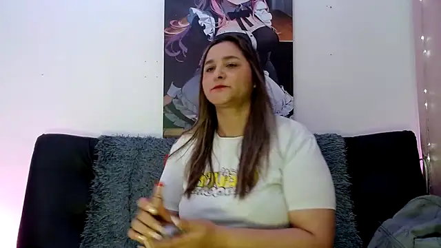 Snapshot of LAHILA_COOPERR chatting on November 17, 12:22 pm LAHILA COOPERR online show from November 17, 12:22 pm