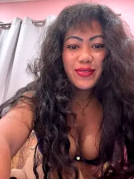 Snapshot of Lindarossyta chatting on November 1, 7:38 pm Lindarossyta online show from November 1, 7:38 pm