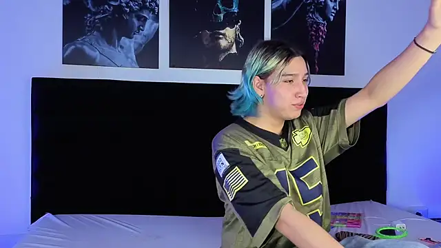 AngelFlexxx online show from April 15, 8:20 pm