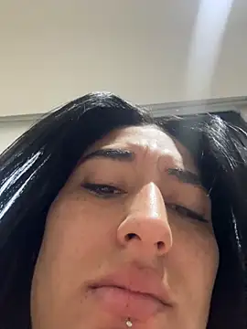 Snapshot of Scarlett_12 chatting on October 3, 11:18 am Scarlett 12 online show from October 3, 11:18 am