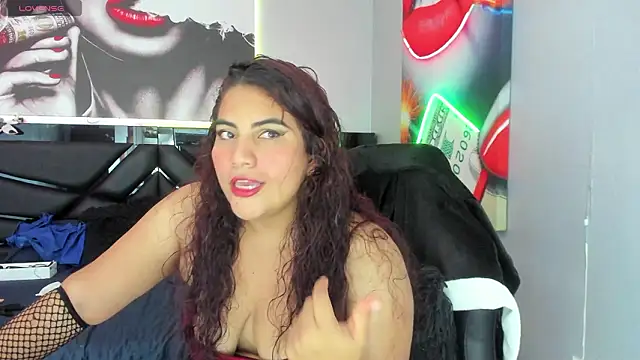 Sara Bdsm  online show from February 25, 3:38 am