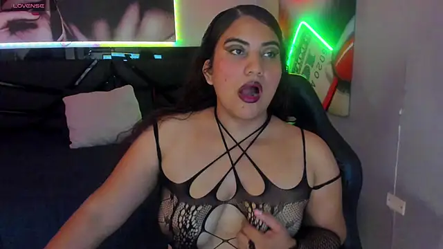 Sara Bdsm  online show from April 14, 2:23 pm