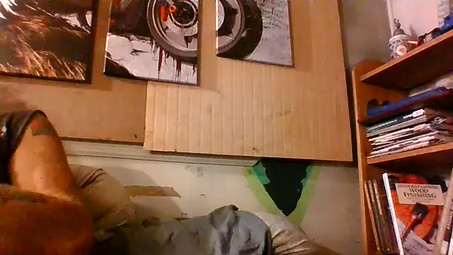 Snapshot of Cowboy815 chatting on May 23, 4:07 am Cowboy815 online show from May 23, 4:07 am