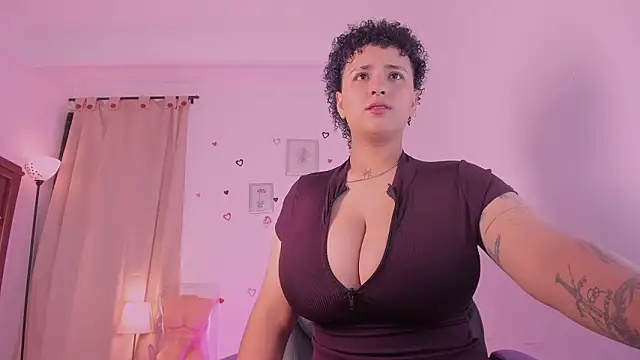 LiaaMoretzz online show from March 13, 12:28 am