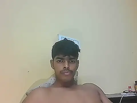 Snapshot of monster_33 chatting on April 23, 2:19 pm monster 33 online show from April 23, 2:19 pm