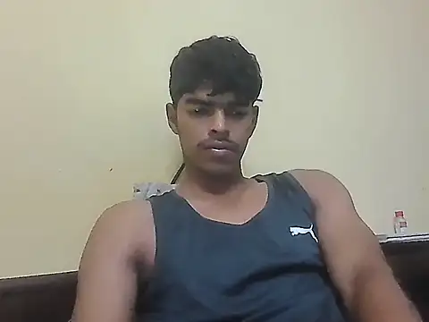 Snapshot of monster_33 chatting on April 27, 2:04 pm monster 33 online show from April 27, 2:04 pm
