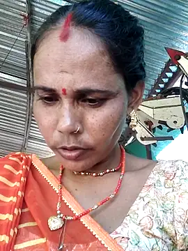 Pooja750 online show from September 26, 5:11 am