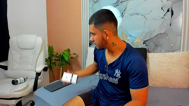  online show from November 7, 12:27 pm