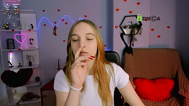 keylas moan online show from February 25, 1:32 pm