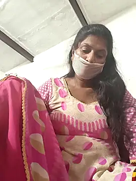 komi 33 online show from November 12, 6:08 pm