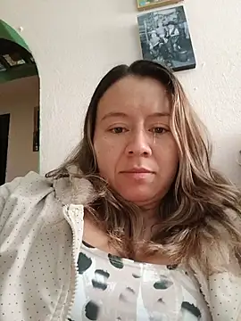 Hannah-colx online show from July 18, 7:39 pm