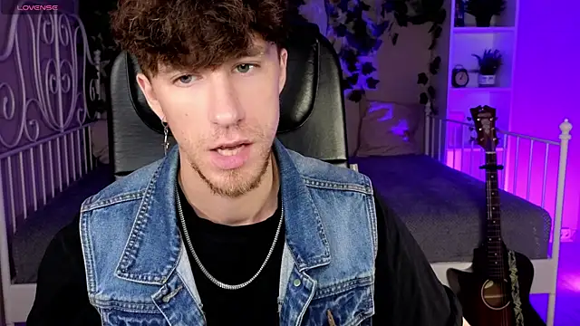 mark caron online show from October 11, 8:07 pm