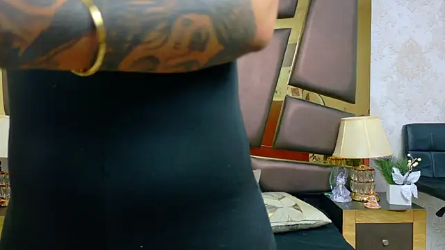 EmilieLake online show from March 16, 7:29 pm