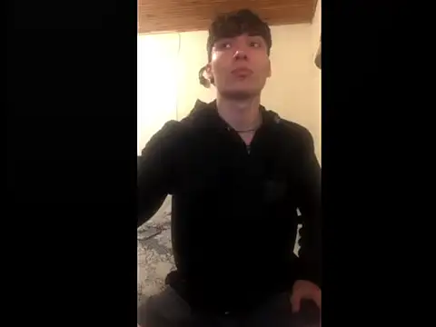 Snapshot of knielBgm chatting on September 27, 9:09 pm knielBgm online show from September 27, 9:09 pm