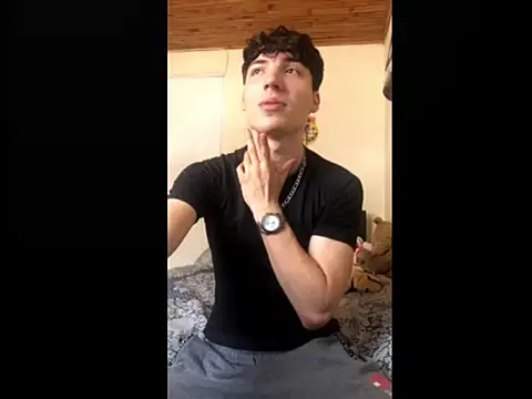 Snapshot of knielBgm chatting on September 29, 7:30 pm knielBgm online show from September 29, 7:30 pm