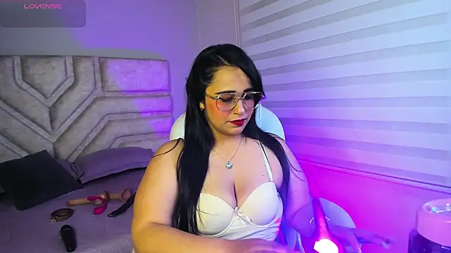  adahara queen online show from September 18, 4:14 am