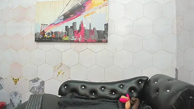 Snapshot of Anaa_Fuentess chatting on May 7, 11:37 am Anaa Fuentess online show from May 7, 11:37 am