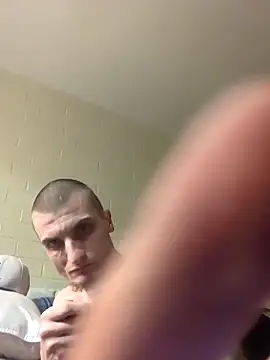 jizzyglizzy92 online show from March 13, 10:22 am