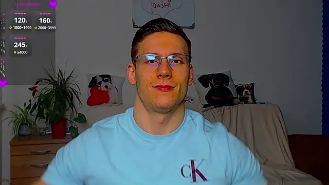 ZeinMiracles online show from April 3, 9:57 pm