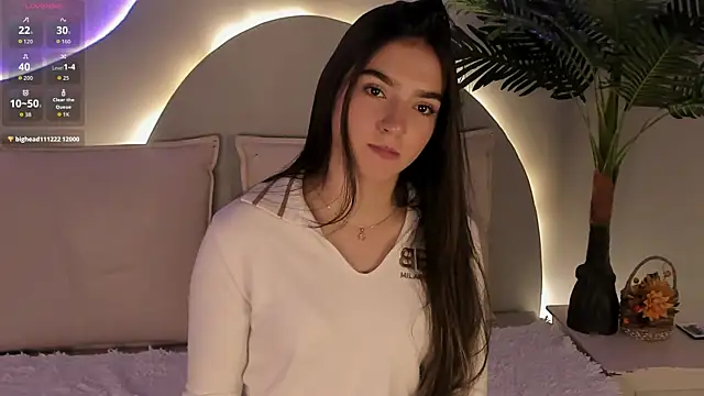 Snapshot of Aleska_romanov_ chatting on October 8, 12:25 pm Aleska romanov online show from October 8, 12:25 pm