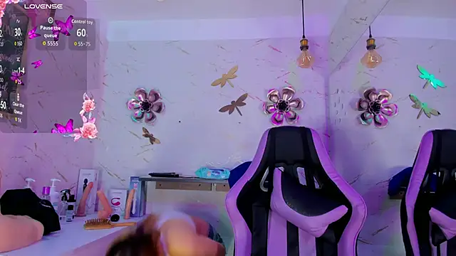 Natasha-Adams online show from April 8, 9:26 pm