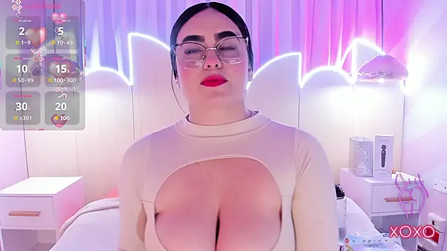 sofiiacarson online show from January 9, 7:26 pm