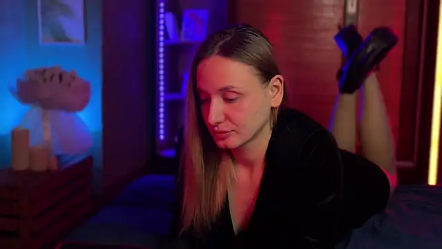 LovaMay online show from March 15, 7:31 pm