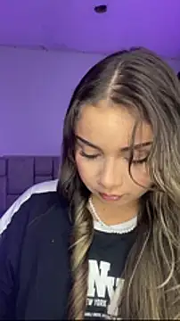 AnnyLopezzz  online show from February 14, 5:48 am