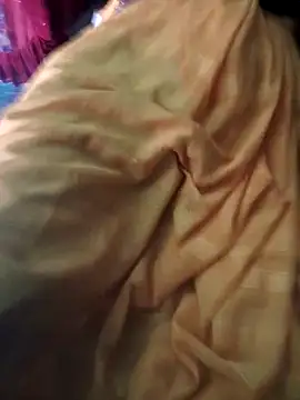 parmila203 online show from April 2, 5:27 am