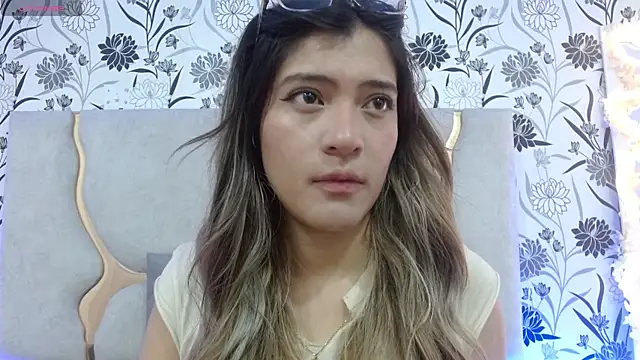 Snapshot of Hanaa_tay chatting on October 9, 11:52 am Hanaa tay online show from October 9, 11:52 am