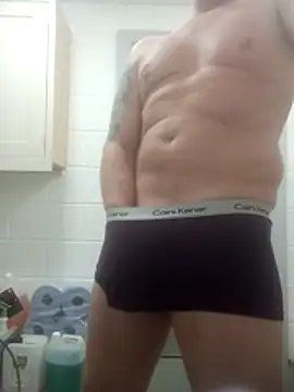 Snapshot of phil4fun4 chatting on November 17, 3:40 pm phil4fun4 online show from November 17, 3:40 pm