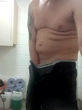 Snapshot of phil4fun4 chatting on November 18, 4:22 pm phil4fun4 online show from November 18, 4:22 pm