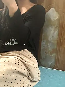 Tieuvi 18 online show from November 17, 12:55 pm