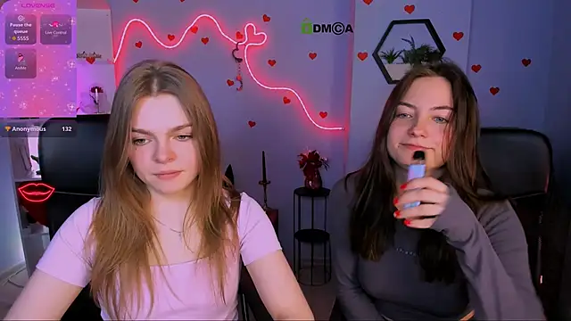 veronica bubble online show from April 19, 7:27 pm