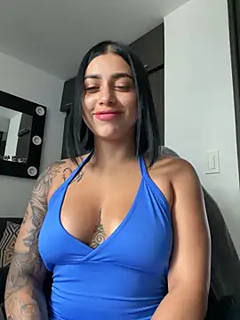 AlannaEvons online show from February 10, 7:40 pm