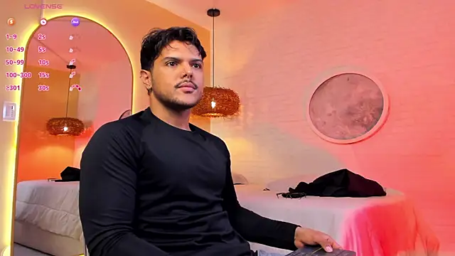 Snapshot of thiago_mercer chatting on September 24, 11:02 am thiago mercer online show from September 24, 11:02 am