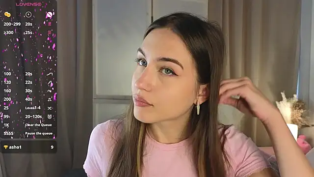 Moonlight1Sonata1 online show from September 18, 9:11 am