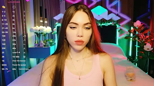 MimiFors online show from September 8, 5:01 pm