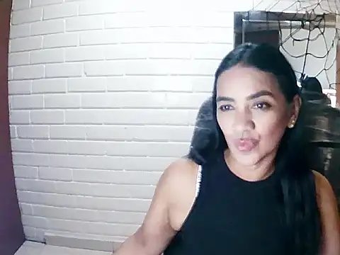 MiiaVelasquez online show from October 22, 4:13 am