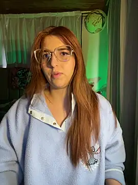 CoraVibes online show from February 5, 12:21 pm