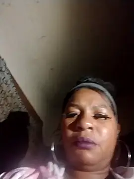 Ladiv33 online show from November 2, 5:59 pm