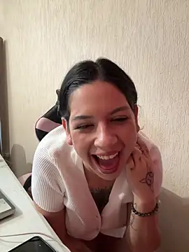 LaGueraDelMar online show from January 15, 5:27 pm