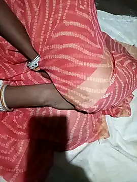 Snapshot of Radha8080 chatting on September 12, 5:35 pm Radha8080 online show from September 12, 5:35 pm