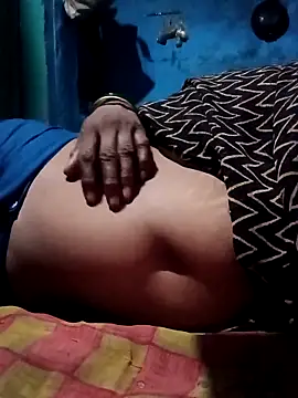 Snapshot of Radha8080 chatting on September 16, 3:57 pm Radha8080 online show from September 16, 3:57 pm