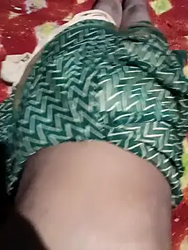 Snapshot of Radha8080 chatting on September 29, 8:57 pm Radha8080 online show from September 29, 8:57 pm